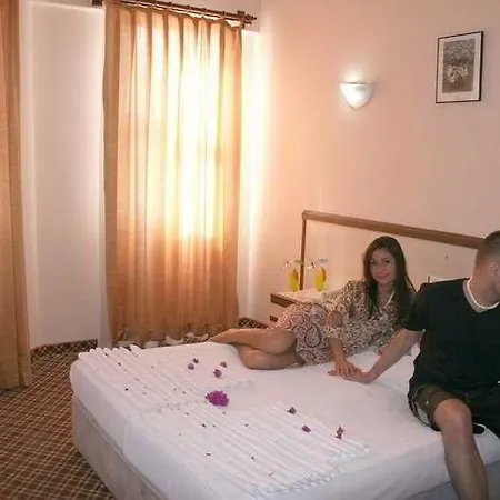 Hotell Tuvanna 3*